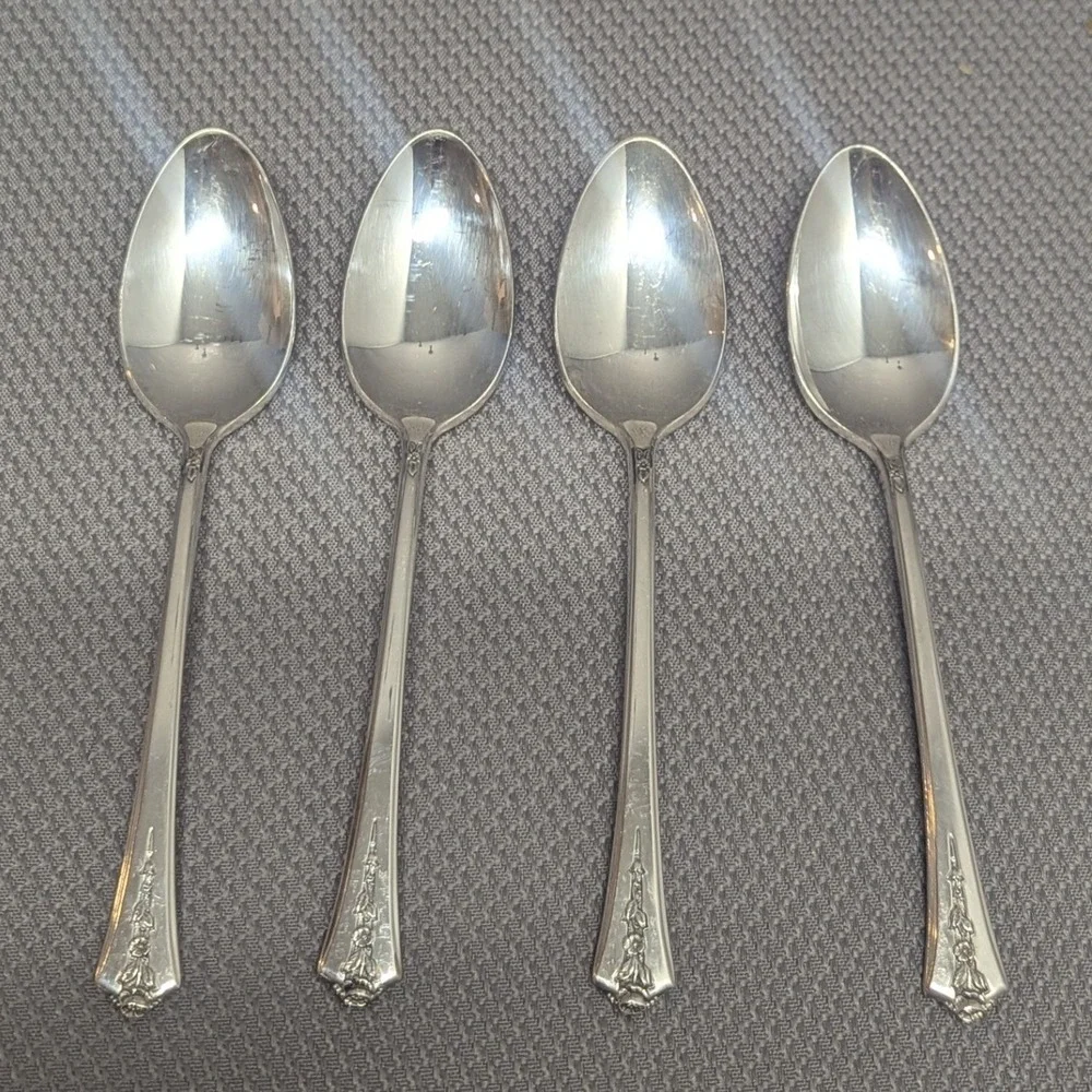 Vintage Holmes & Edwards Spring Garden Silverplate Teaspoons Set of 4 Floral